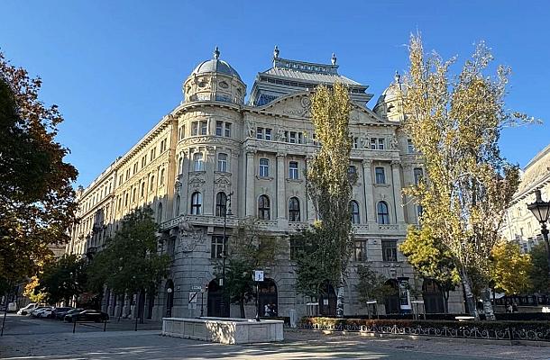 Liberty Square, Budapest